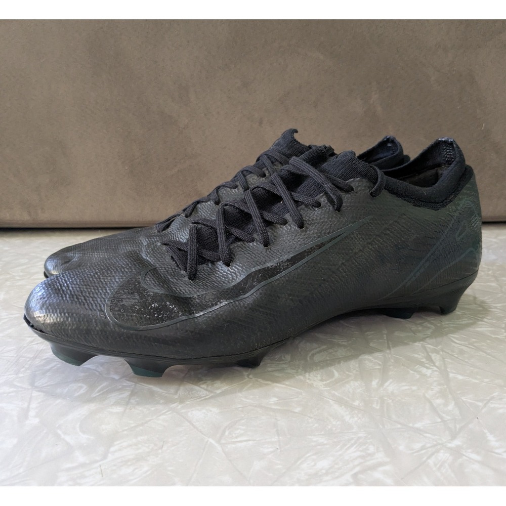 Nike Mercurial Vapor 15 Academy Blackout Soccer Cleats FQ8685-002 Mens 9.5